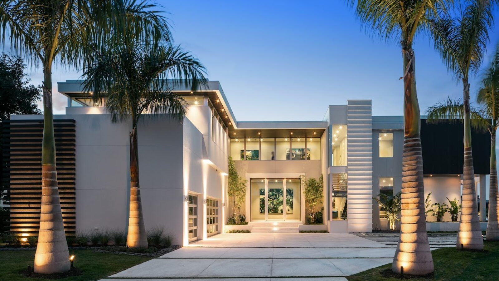Building a Custom Home in Sarasota: An Architect Explains What It Really Takes
